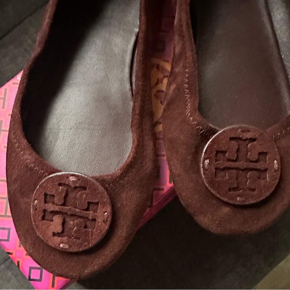 Tory Burch Minnie Travel Burgundy Suede Ballet Shoes